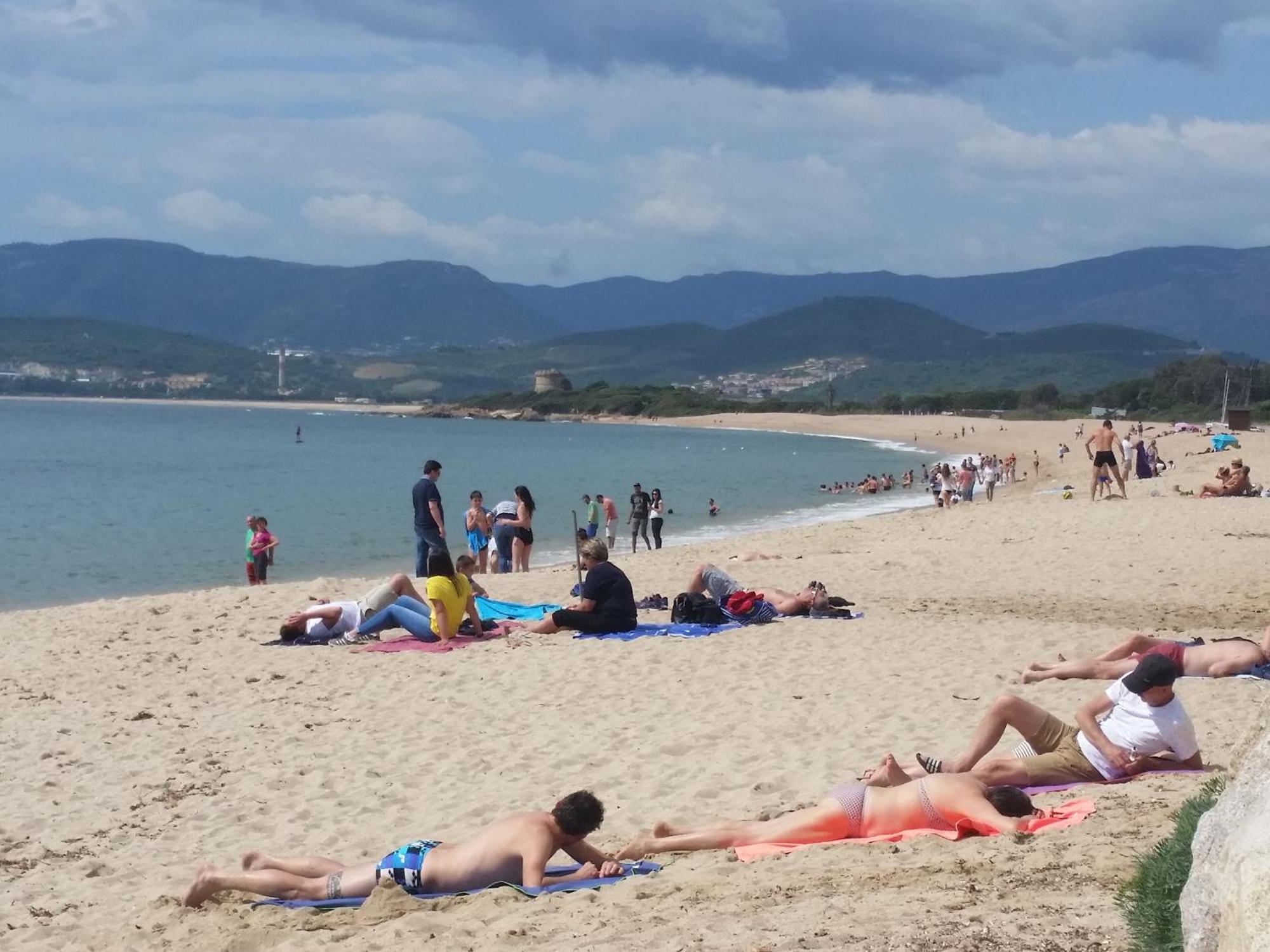 Plage Miramar La Londe-les-Maures Exterior photo